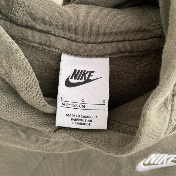 Nike Pullover Hoodie - Picture 2 of 3